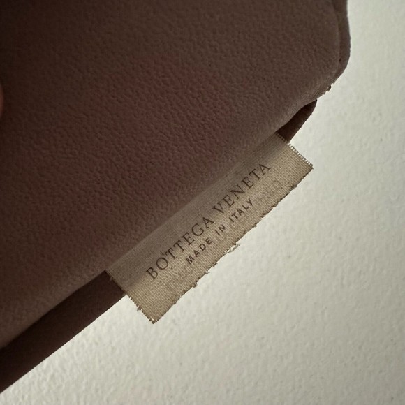 BOTTEGA VENETA Intrecciato Leather Bi-Fold Card Holder Wallet Snap On Dusty Pink - Picture 11 of 13
